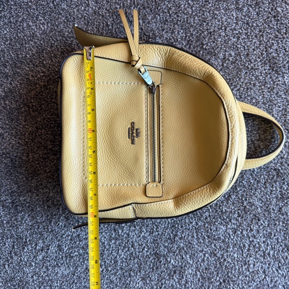 coach andi backpack dimensions Coach Andi backpack. Goood condition! Size: 7 1/2